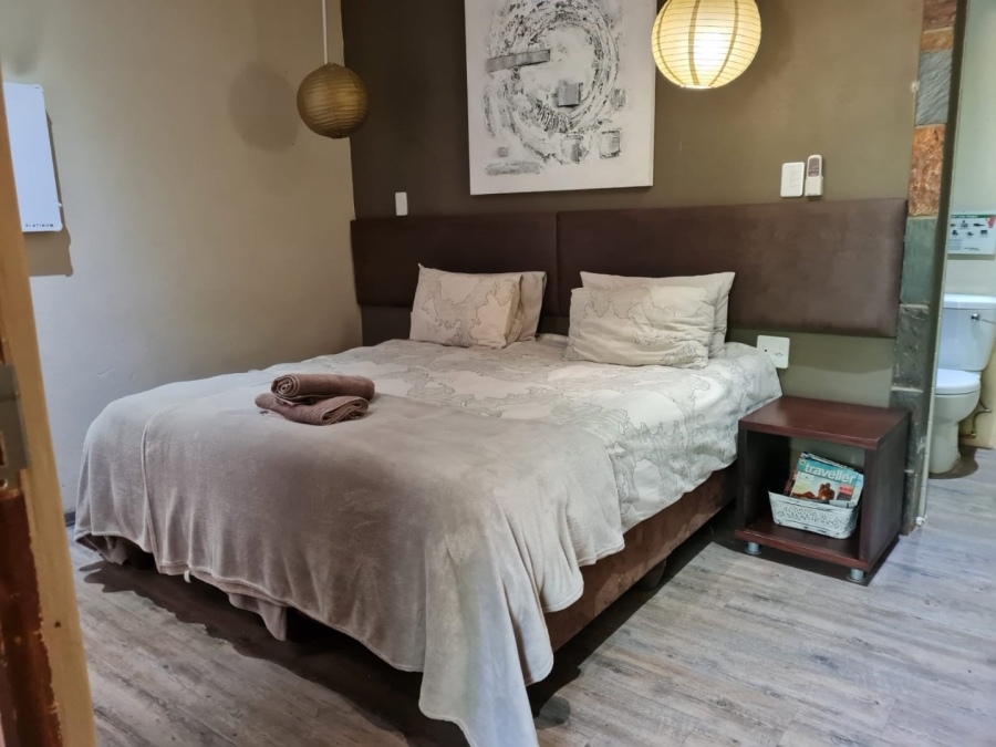 Commercial Property for Sale in Remhoogte AH North West